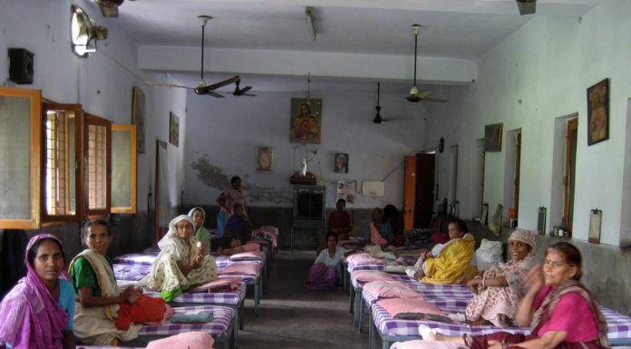 Leprosy colony - women's ward: Photo: Erin Collins