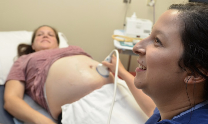 High BP, diabetes during pregnancy may cause more hot flushes