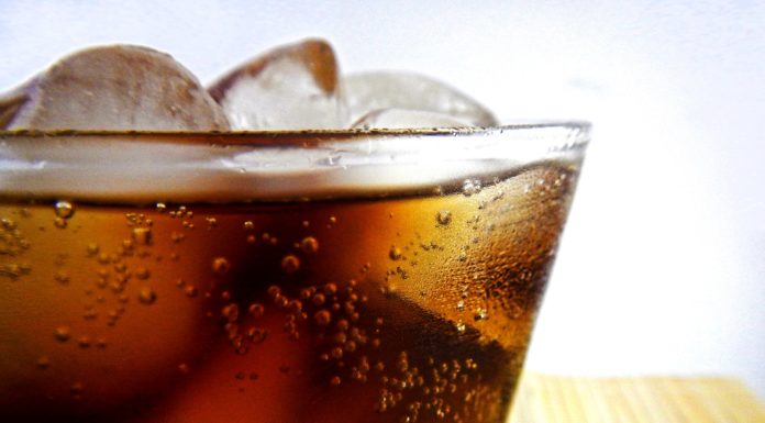 Artificial sweeteners, diet cola, soft drinks