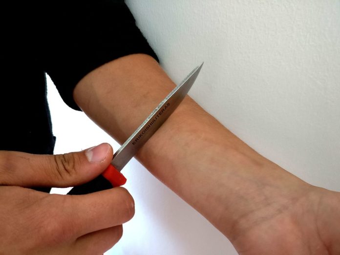 Teens Who Self Harm Are 3 Times More Likely To Commit A Crime Health 